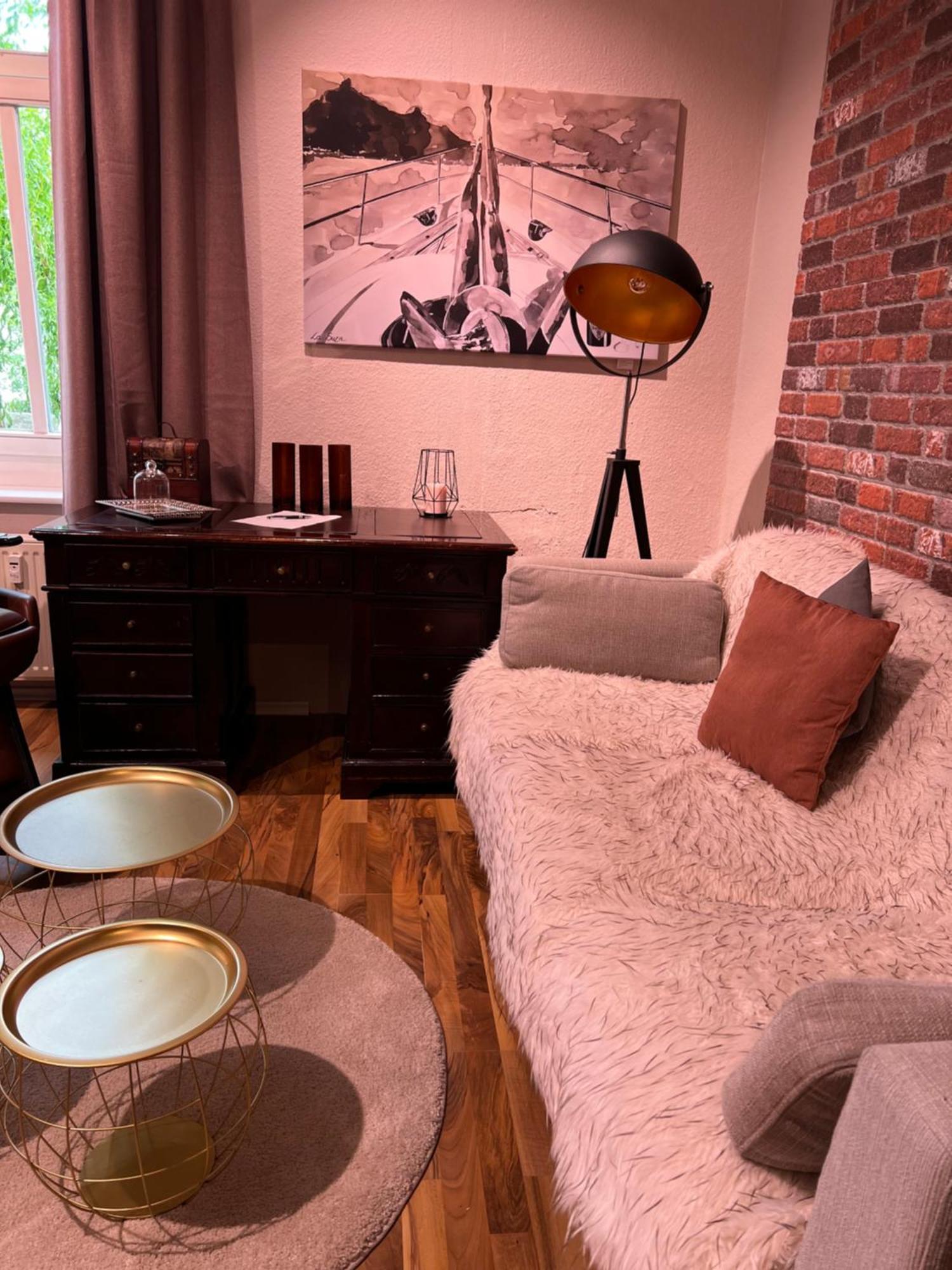 Charmante Ferienwohnung In Dresden Striesen - Frau Pie Appartement Exterior foto